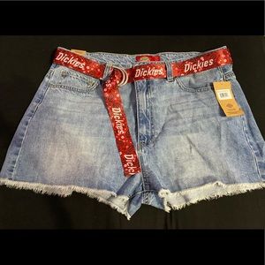 Dickies shorts with belt